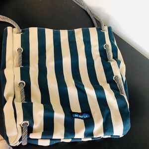 Kavu over the shoulder bag